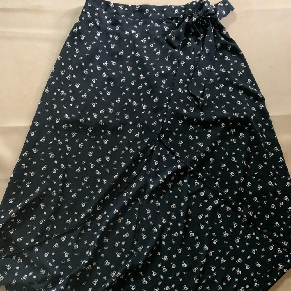 Floral middi skirt